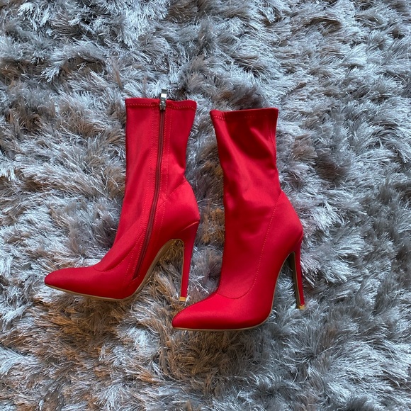 Blogger favorite Red sock boots. Sz US 6 - Picture 2 of 3